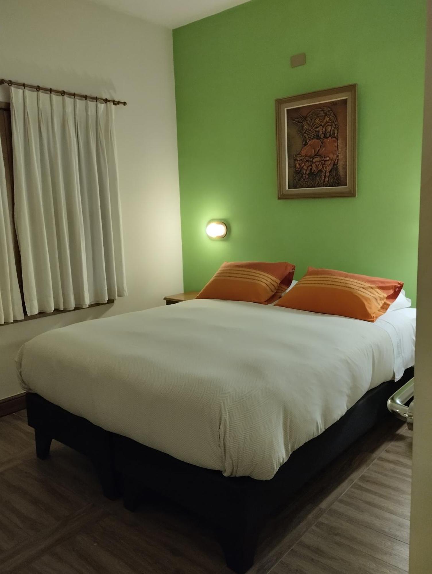 Malalhue Hotel 3*